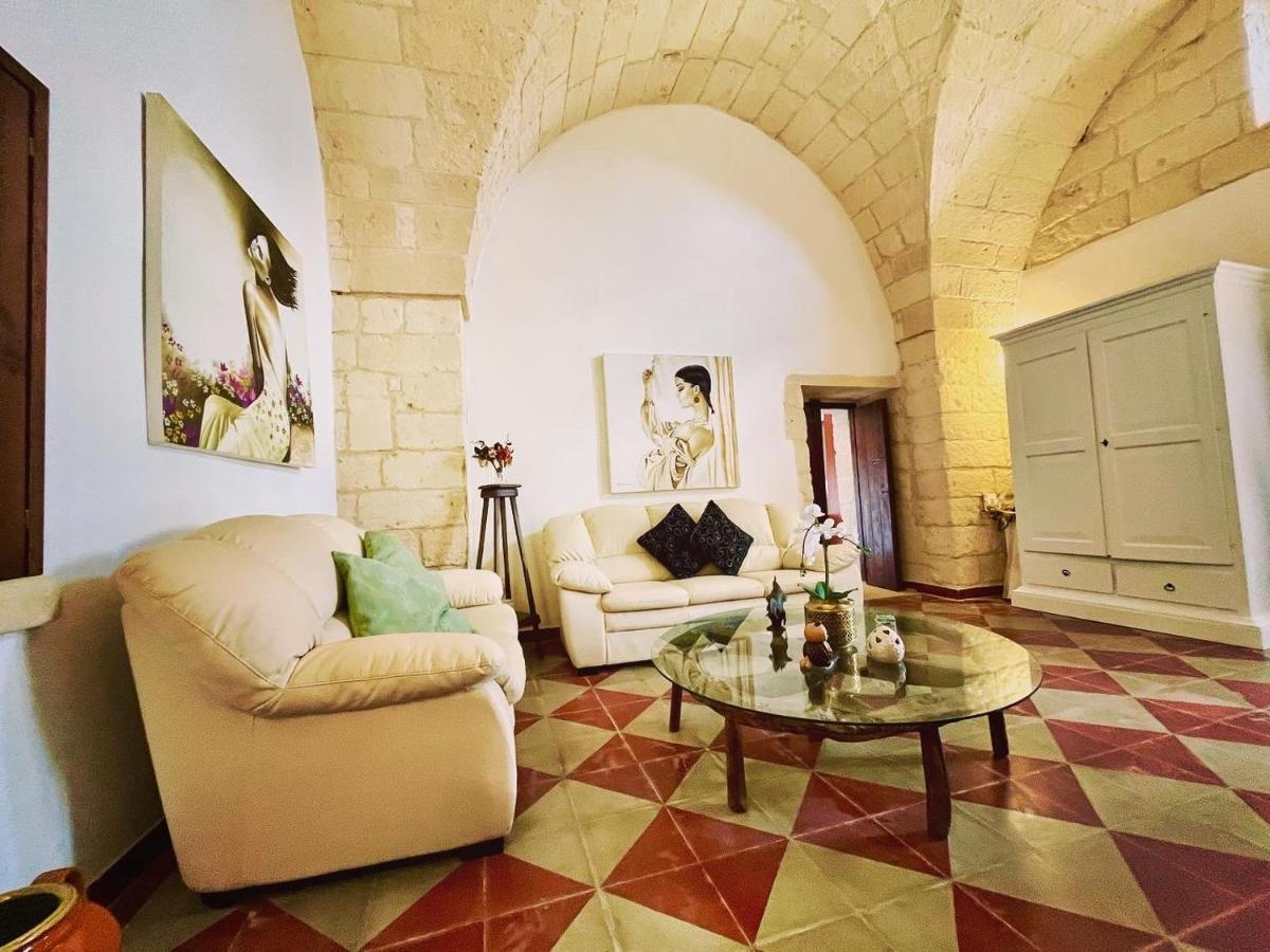 Agriturismo Masseria Costarella Borgagne Eksteriør billede