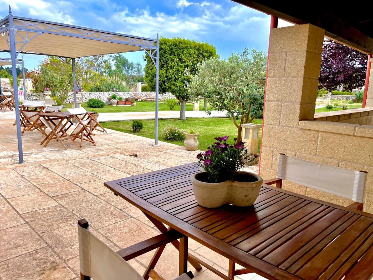 Agriturismo Masseria Costarella Borgagne Eksteriør billede