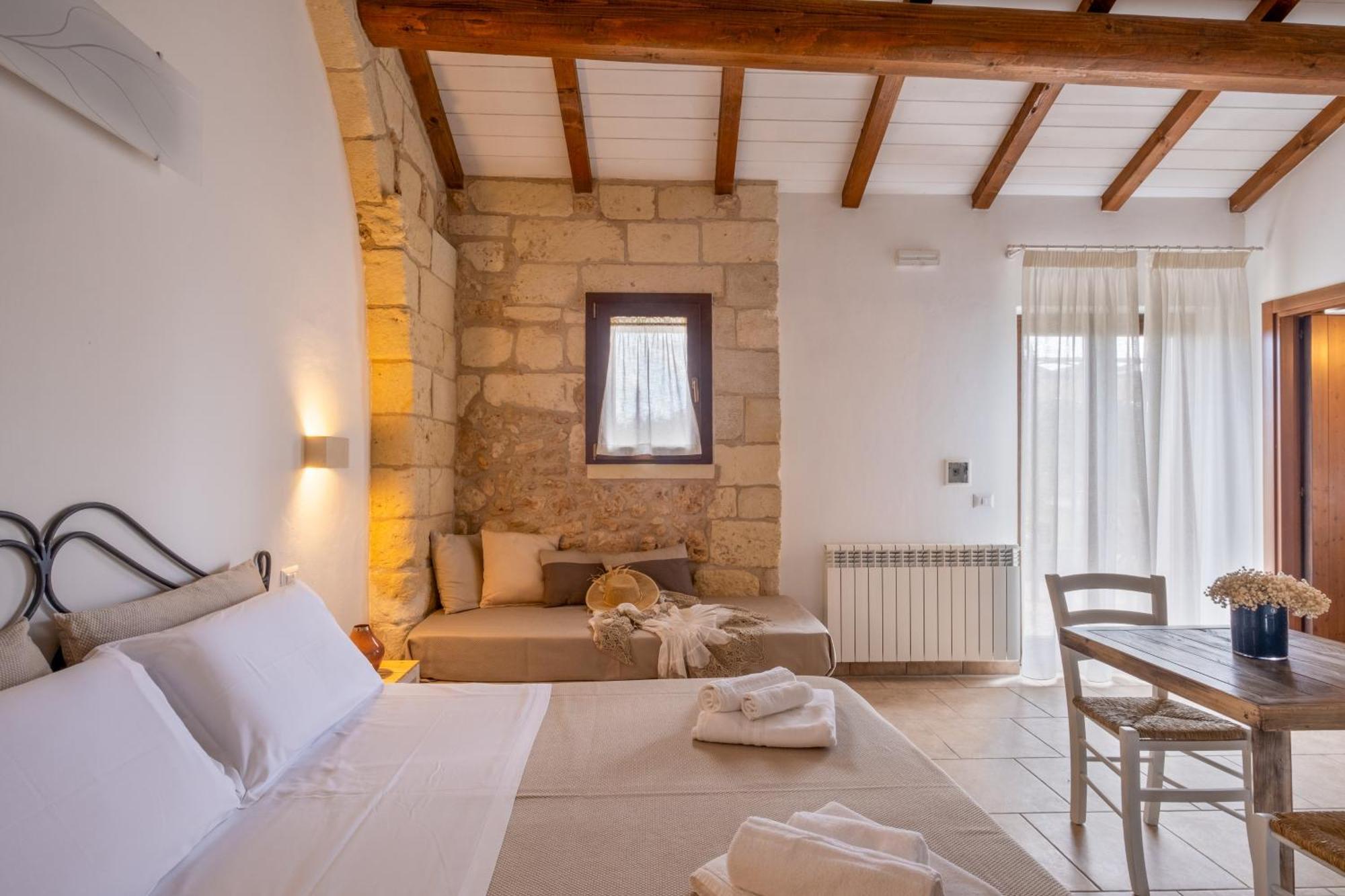Agriturismo Masseria Costarella Borgagne Eksteriør billede