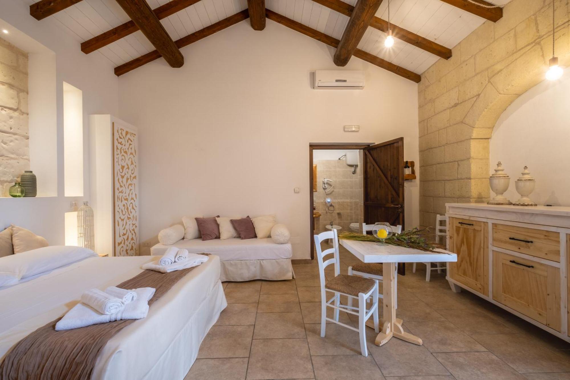 Agriturismo Masseria Costarella Borgagne Eksteriør billede