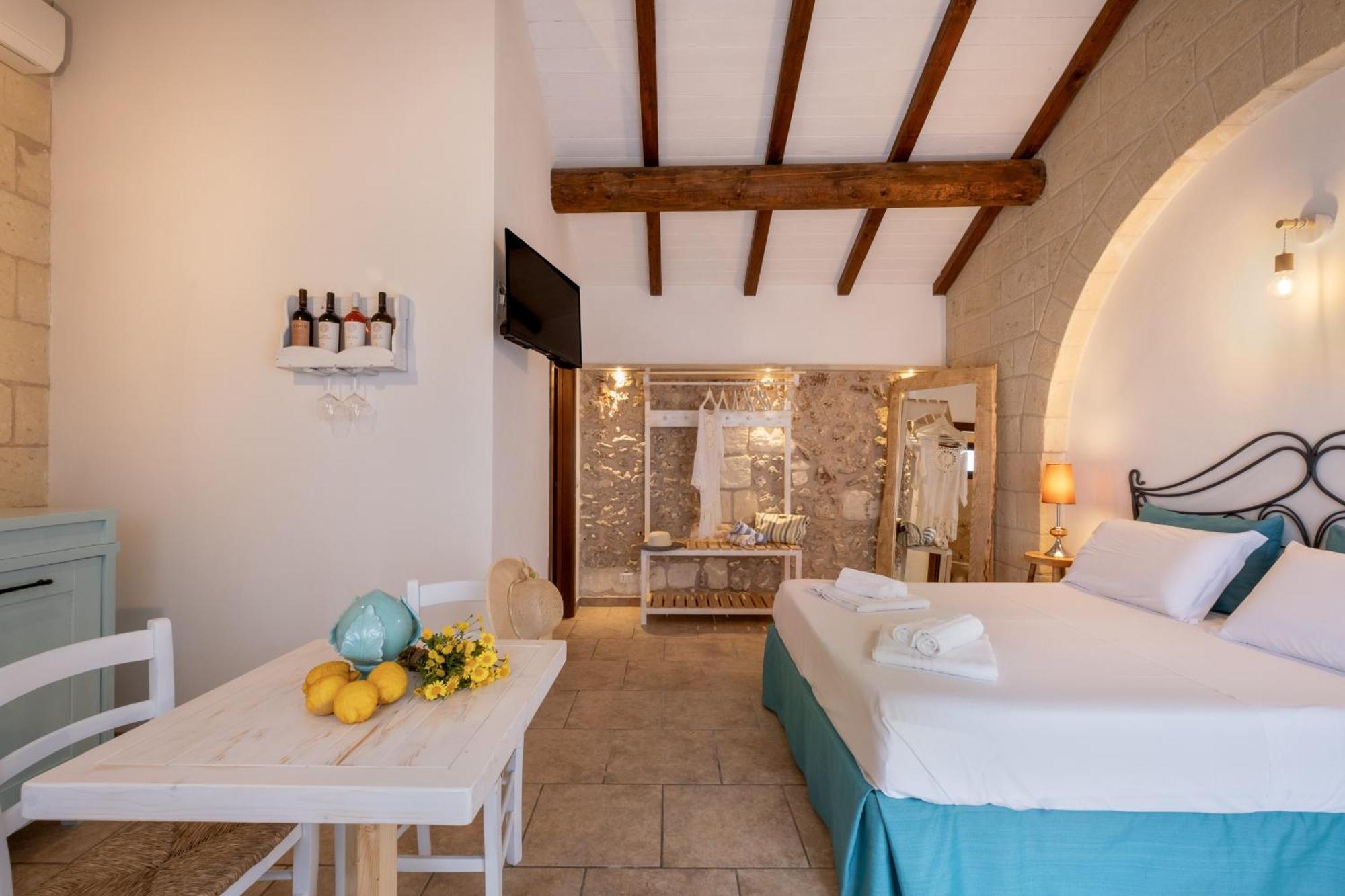 Agriturismo Masseria Costarella Borgagne Eksteriør billede